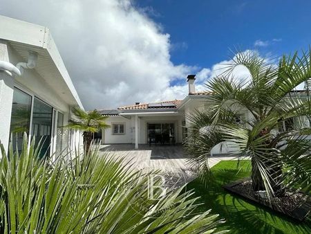 villa à vendre golf de LANTON