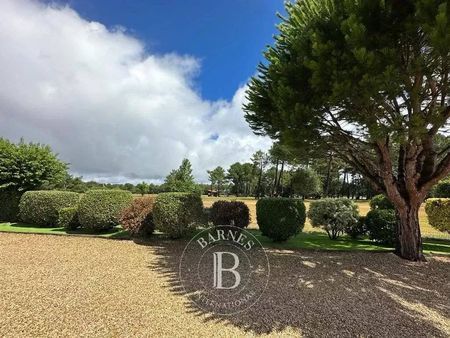VILLA A VENDRE VUE SUR LE GOLF DE LANTON