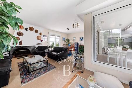 VILLA 4 PIÈCES A VENDRE LE MOULLEAU