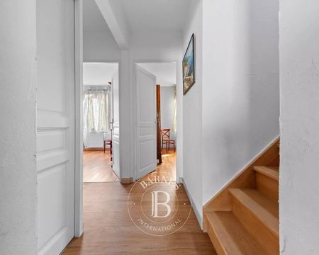 MAISON DE VILLE EN PARFAIT ÉTAT A VENDRE ARCACHON 33120