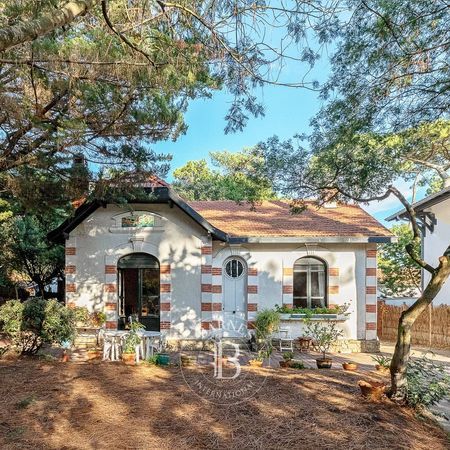 Notre zone d'activité pour ce service Acheter une maison contemporaine proche des commerces