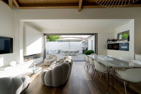 à vendre VILLA ARCACHONNAISE ENTIÈREMENT RÉNOVÉE