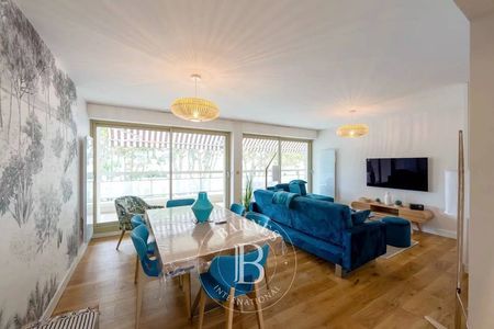 JOLI APPARTEMENT APERÇU BASSIN RÉSIDENCE RECHERCHÉE ARCACHON