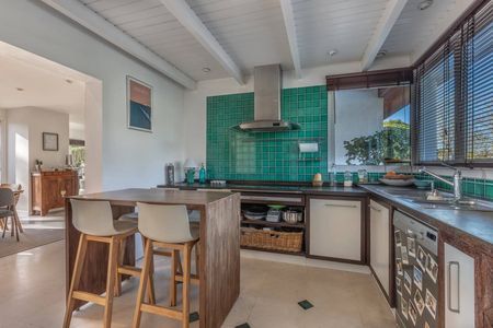 MAGNIFIQUE VILLA D’ARCHITECTE AVEC PISCINE À ANDERNOS