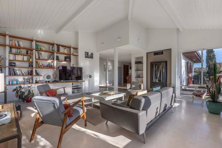 MAGNIFIQUE VILLA D’ARCHITECTE AVEC PISCINE À ANDERNOS