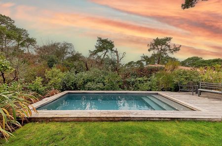 JOLIE VILLA AVEC PISCINE A VENDRE SECTEUR CALME PYLA SUR MER