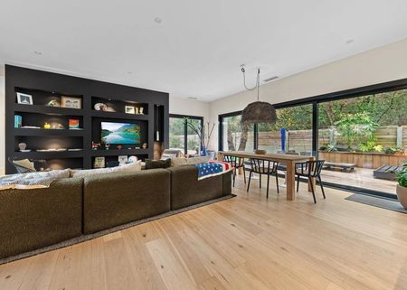 VILLA CONTEMPORAINE AVEC VUE SUR LA FORÊT À ARCACHON