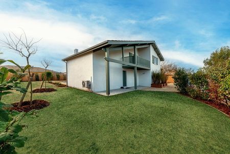 MAGNIFIQUE VILLA BASCO-LANDAISE AVEC PISCINE SITUÉE DANS LE CENTRE DE LA TESTE-DE-BUCH