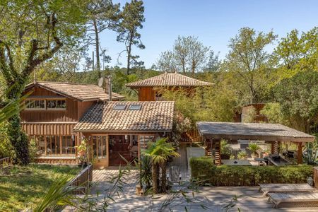 Salon-séjour lumineux avec accès terrasse – immobilier de prestige Cap Ferret