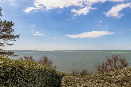 MAISON À VENDRE AVEC PISCINE AU PYLA