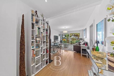 A VENDRE RÉSIDENCE PREMIÈRE LIGNE SUPERBE T3 ARCACHON