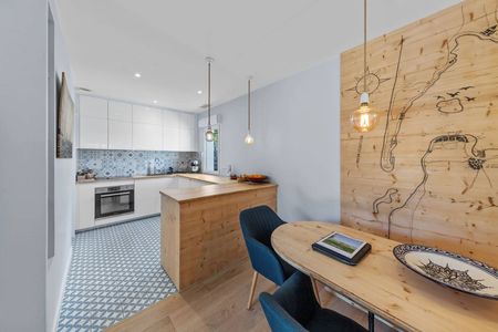 VILLA DE STYLE FERRET CAPIEN EN PLEIN CENTRE DE LA TESTE-DE-BUCH