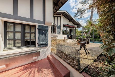 terrain plat clos avec piscine villa bassin d’arcachon agence immobilière