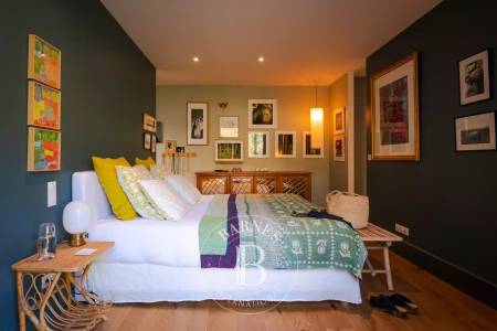 VILLA EN BOIS AVEC PISCINE DANS LE QUARTIER DU MIMBEAU AU CAP FERRET