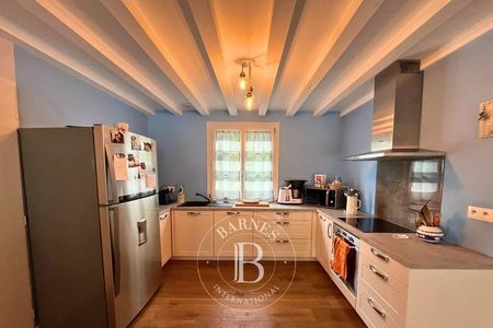 BELLE VILLA FAMILIALE, ENTIÈREMENT RÉNOVÉE, À CLAOUEY