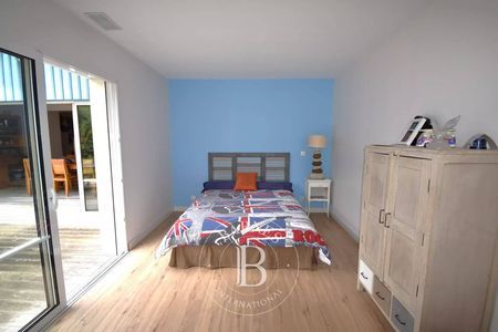 BELLE VILLA FAMILIALE, ENTIÈREMENT RÉNOVÉE, À CLAOUEY