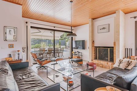 VILLA TOUT CONFORT POUR VIVRE A L'ANNEE A VENDRE PYLA SUR MER