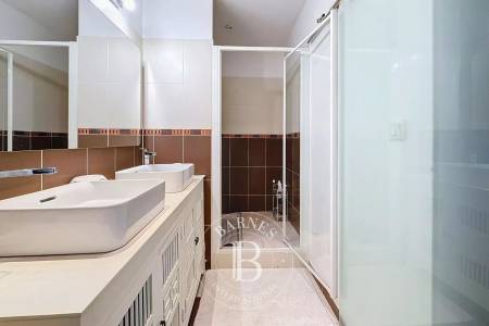 MASION DE 3 CHAMBRES AVEC SUITE ET SALLE D'EAU ARCACHON