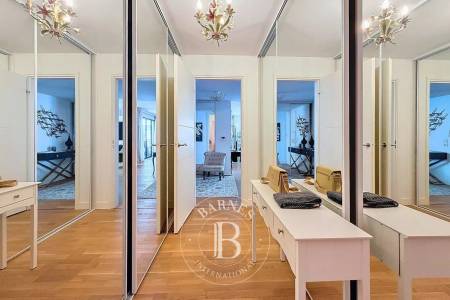 APPARTEMENT DE STANDING DE 132 M² AVEC BALCONS ET PARKING EN CENTRE-VILLE D’ARCACHON