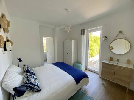 VILLA AVEC 5 CHAMBRES A VENDRE ARCACHON