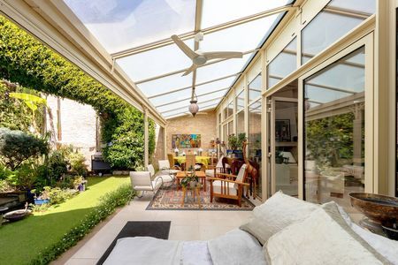 VILLA ESPRIT LOFT A VENDRE EN COEUR DE VILLE ARCACHON