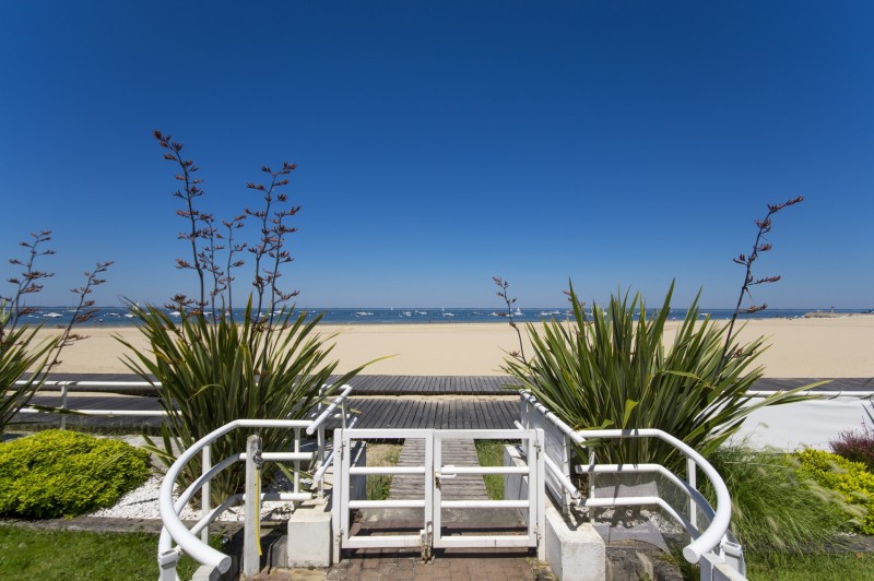 A vendre Arcachon appartement avec accès direct à la plage 